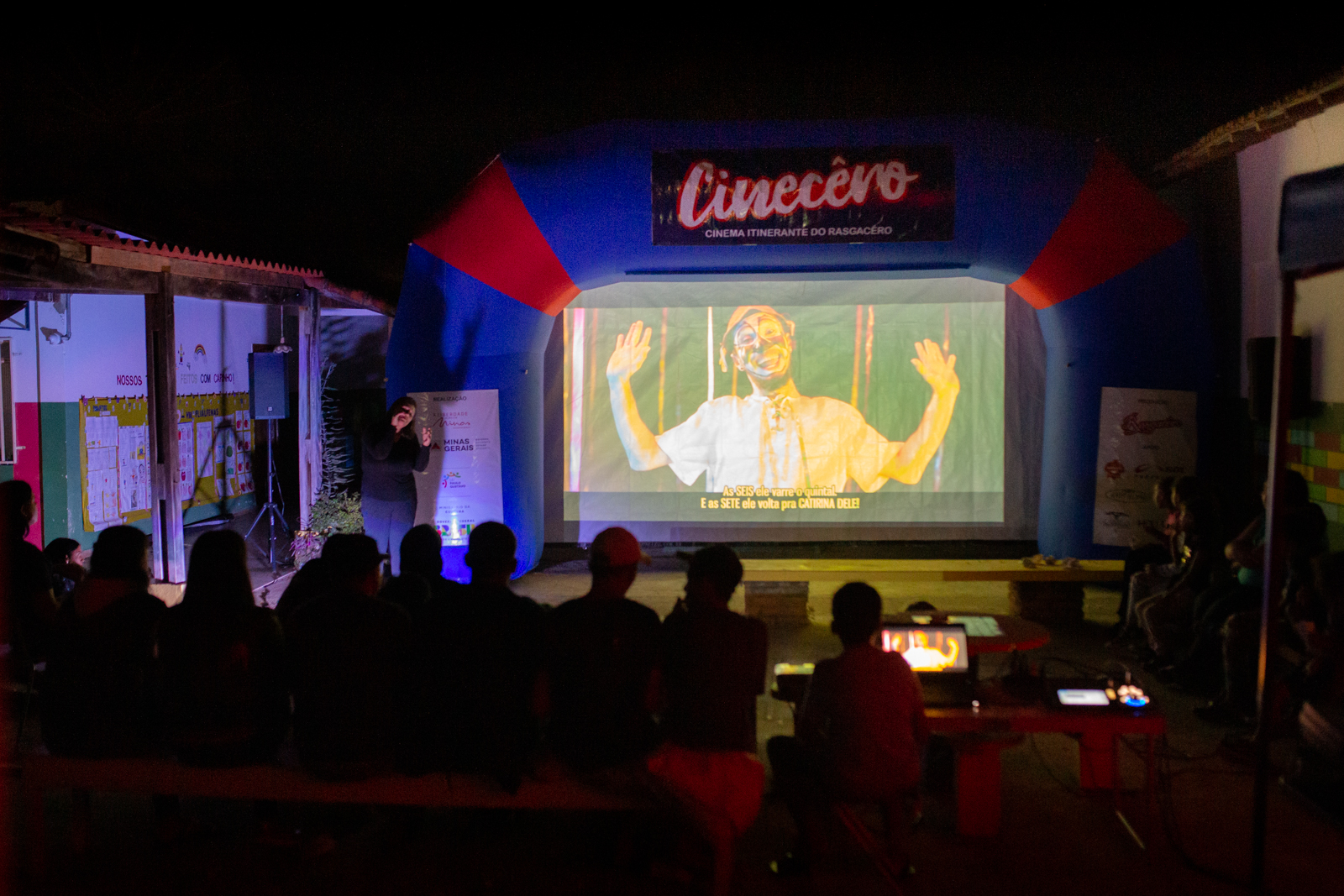 Estrutura itinerante do Cinecêro